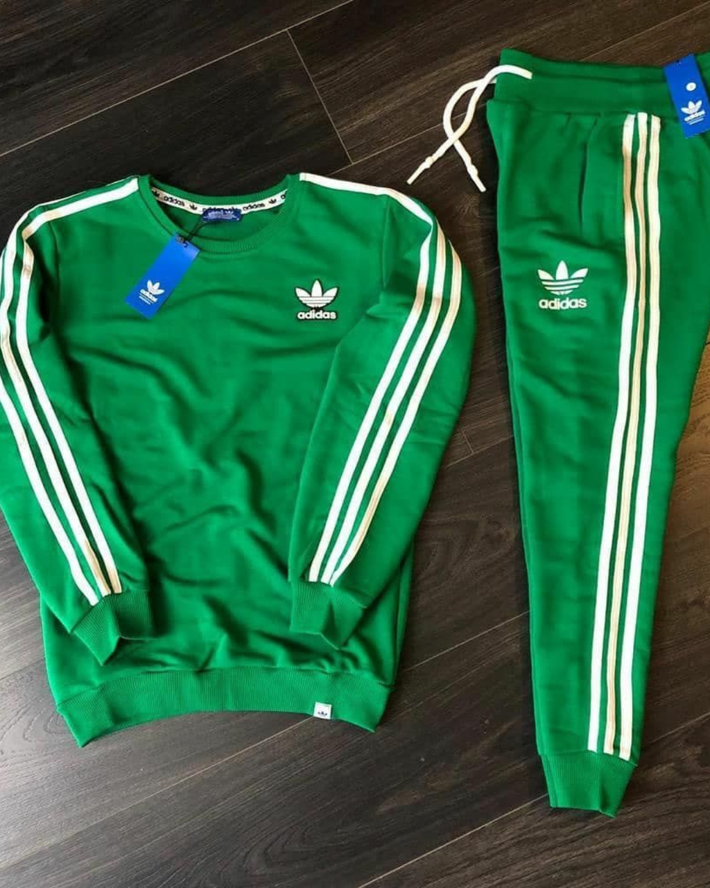 Conjunto Deportivo Adidas Hombre – Algodón Premium con Líneas Clásicas